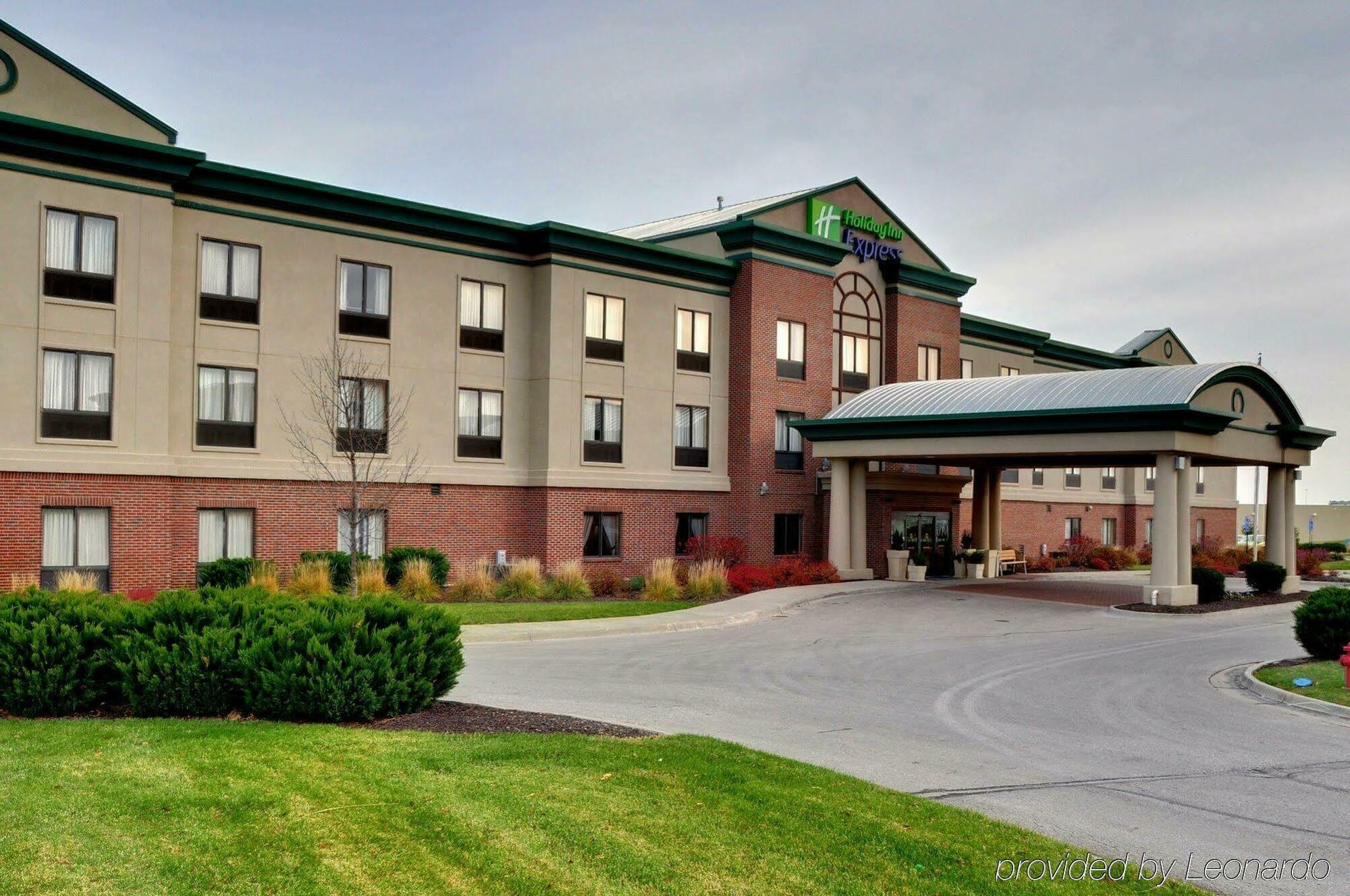 Bonner Springs Holiday Inn Express Kansas City - At The Legends! By Ihg מראה חיצוני תמונה